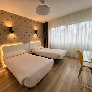 Iraipe Gorbea Auto Check-in Hotel
