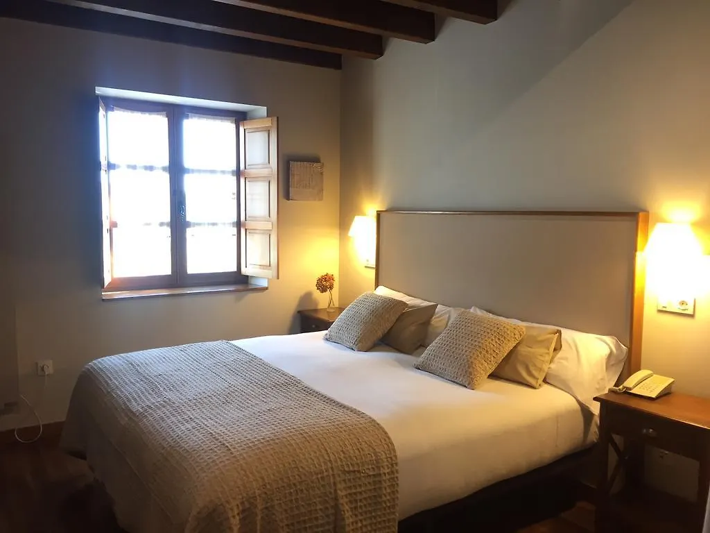 El Coto Hotel Restaurante Vitoria-Gasteiz 2*,